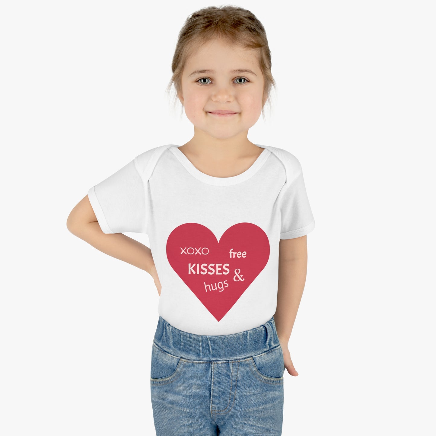 Enveloppez votre tout-petit dans la chaleur de l'amour avec notre adorable combinaison pour la Saint-Valentin !